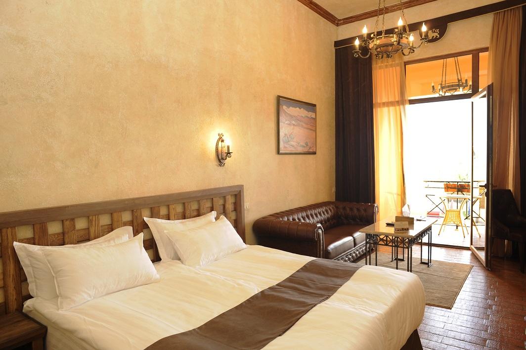 Caucasus Hotel Kasagh Εξωτερικό φωτογραφία A room at the hotel