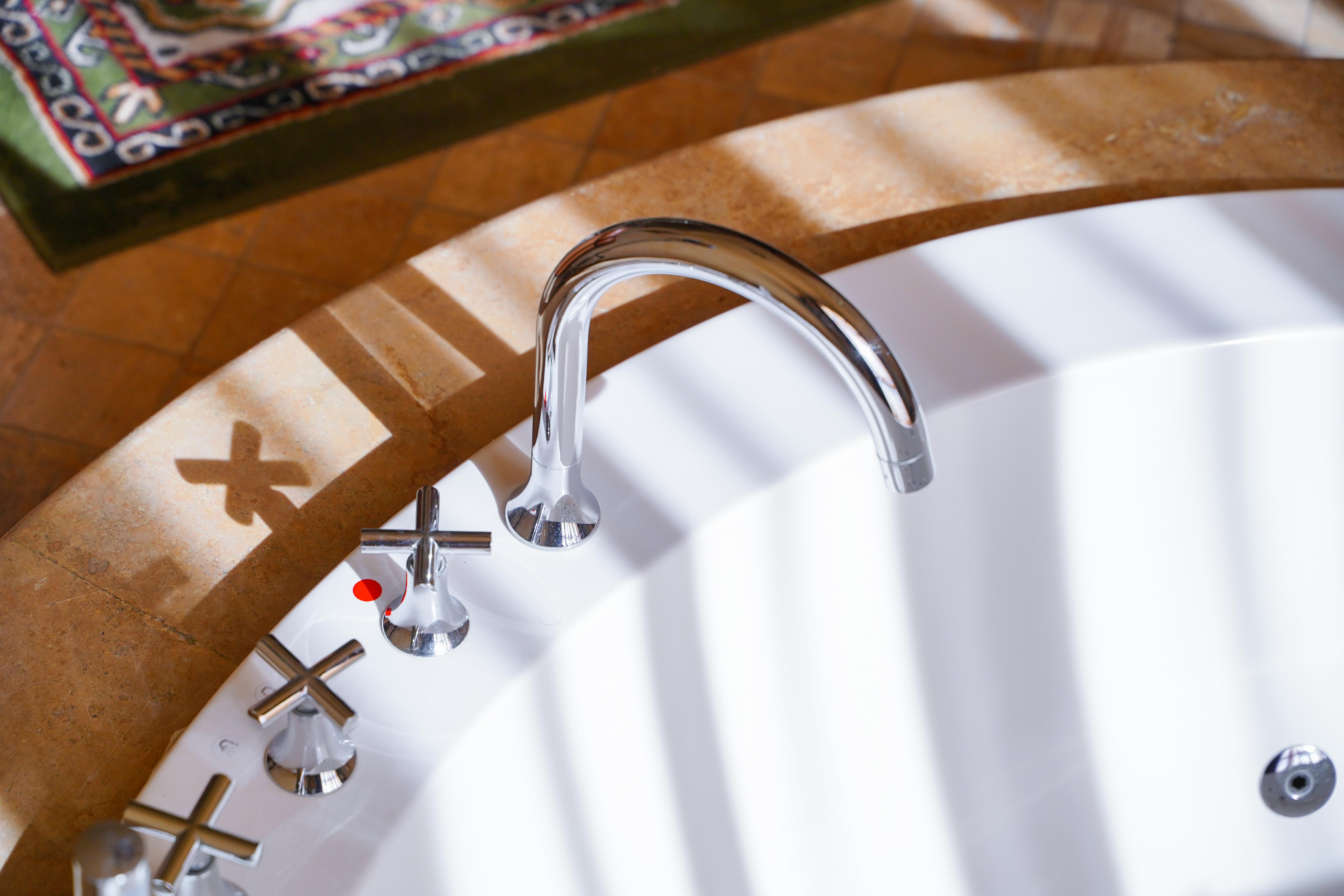 Caucasus Hotel Kasagh Εξωτερικό φωτογραφία A tap